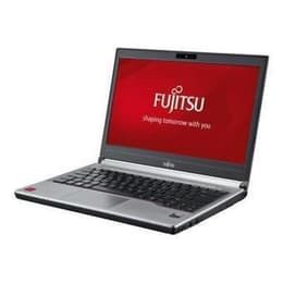 Fujitsu LifeBook E744 14" Core i3 2.4 GHz - SSD 128 GB - 4GB AZERTY - Französisch