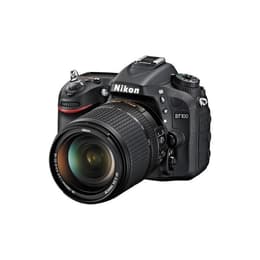 DSLR Nikon D7100 + Objektiv 18-140 mm VR
