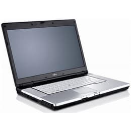 Fujitsu LifeBook E780 15" Core i3 2.4 GHz - HDD 320 GB - 2GB AZERTY - Französisch