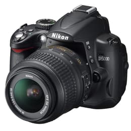 Nikon D5000 - Schwarz + Nikon AF-S DX Nikkor 18-55mm f/3.5-5.6G VR