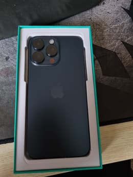 iPhone 15 Pro Max 256GB - Titan Schwarz - Ohne Vertrag | Back Market