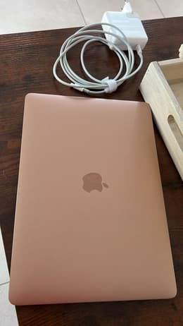 Apple MacBook Air M1 13.3インチ 16GB/512GB 2020 Apple MacBook Air mit Apple M1 Chip Space Grau: Amazon.de